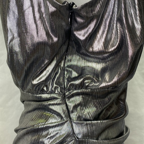 In The Mood For Love Cari Metallic Body-Con Maxi Dress - Picture 7 of 10